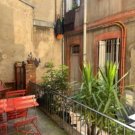 Le Toulousain 001 - Calme En Rez-de-chaussee Avec Terrasse - Hypercentre, Quartier Jeanne D'arc Appartement *