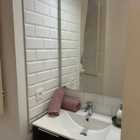 Appartement Le Toulousain 001 - Calme En Rez-de-chaussée Avec Terrasse - Hypercentre, Quartier Jeanne D'arc