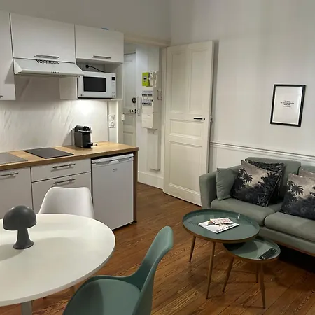 Le Toulousain 001 - Calme En Rez-de-chaussee Avec Terrasse - Hypercentre, Quartier Jeanne D'arc Apartmán *