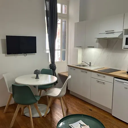 Le Toulousain 001 - Calme En Rez-de-chaussee Avec Terrasse - Hypercentre, Quartier Jeanne D'arc Appartement