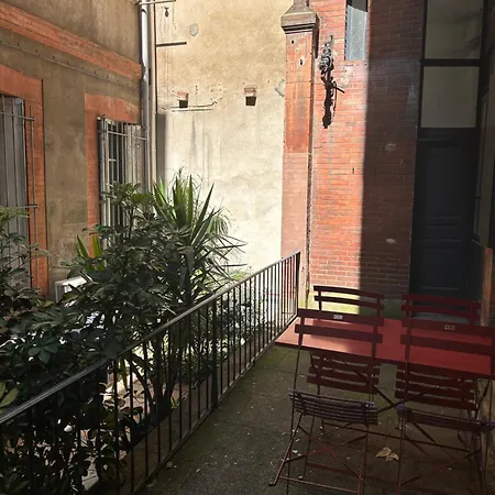 Le Toulousain 001 - Calme En Rez-de-chaussee Avec Terrasse - Hypercentre, Quartier Jeanne D'arc *