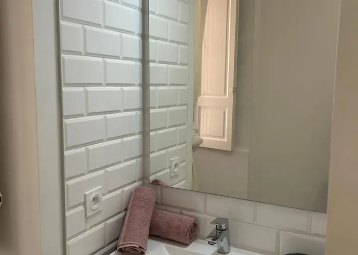 Le Toulousain 001 - Calme En Rez-de-chaussee Avec Terrasse - Hypercentre, Quartier Jeanne D'arc *